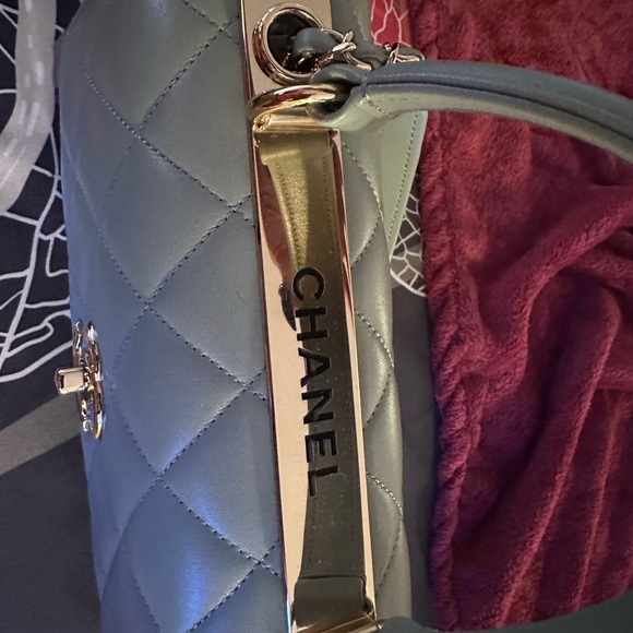 Chanel Small Trendy CC-Never used - Picture 2 of 9